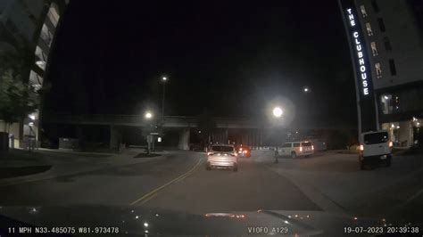 Traffic circle claims another victim... : r/IdiotsInCars