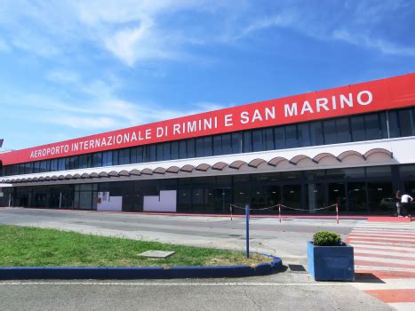 Aéroport Federico Fellini Rimini 1916 Structurae