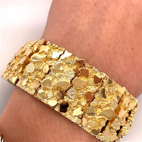 Vintage 1980s 14 Karat Yellow Gold Wide Nugget Bracelet For Sale At