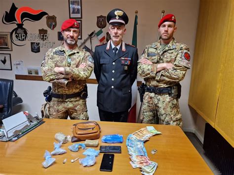 Appiano Gentile Droga Nei Boschi Arrestato Uno Spacciatore Prima Como