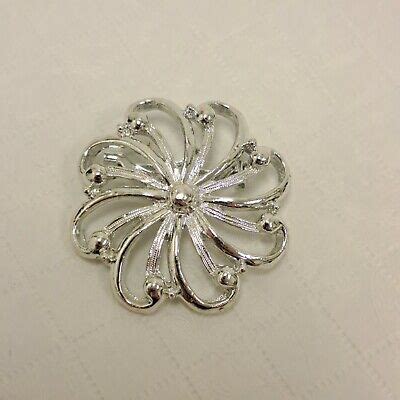 Vintage Gerry S Signed Silver Tone Metal Wreath Swirl Pin Brooch EBay