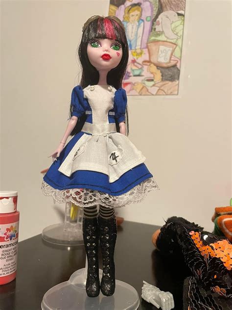 Skullector Idea! : r/MonsterHigh