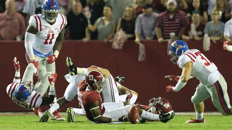 Alabama Posted Ole Miss Photos In Its Weight Room But Totally Isnt Focused On Revenge Red Cup