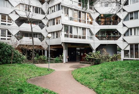 Sauvegarder les logements de Renée Gailhoustet et Jean Renaudie à Ivry