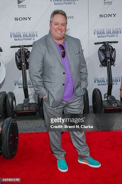 Gary Valentine Photos and Premium High Res Pictures - Getty Images