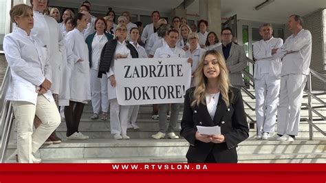 Ljekari u Tuzli održali polusatni štrajk upozorenja 26 10 2023 YouTube