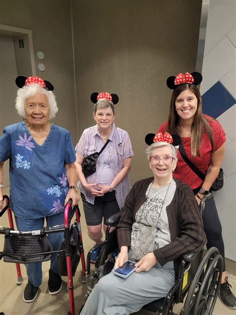 Blue Springs Wellness & Rehabilitation | Nursing Home in Blue Springs, MO