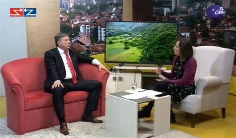 Piro Anci Zainteresovani Za Kupovinu Ku A Na Selu Video Televizija