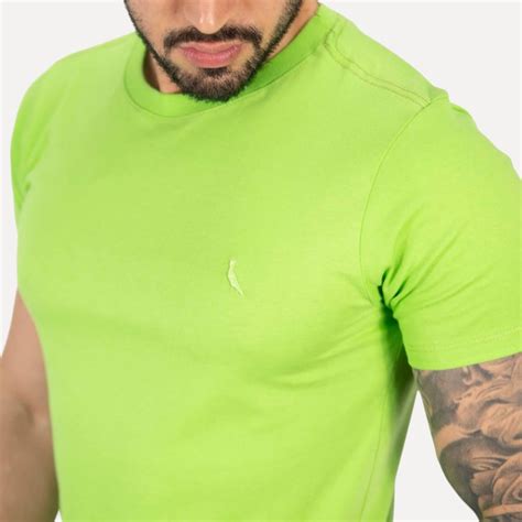 Camiseta Reserva Básica Verde Lima ROUPAS Camisetas Gola Redonda