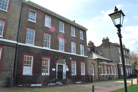 lothbury completes ps mln acquisitions  behalf  uk pension fund uk