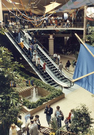 Rolling Acres Mall