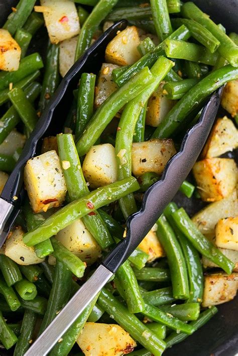 Easy Green Beans And Potatoes Recipe Green Beans And Potatoes Green Beans Cooking Green Beans