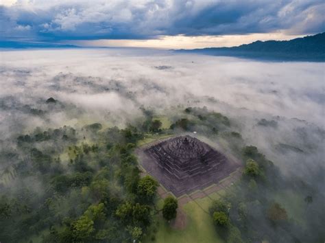 827 Borobudur Aerial View Royalty-Free Images, Stock Photos & Pictures ...