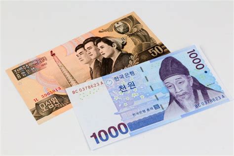 South Korean 1000 Won Banknote with Old Korean Banknotes Editorial ...