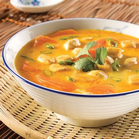 Soupe thaïlandaise au poulet et coriandre Les recettes de Caty