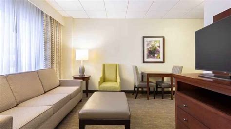 Doubletree By Hilton Houston Medical Center Hotel & Suites - Houston ...