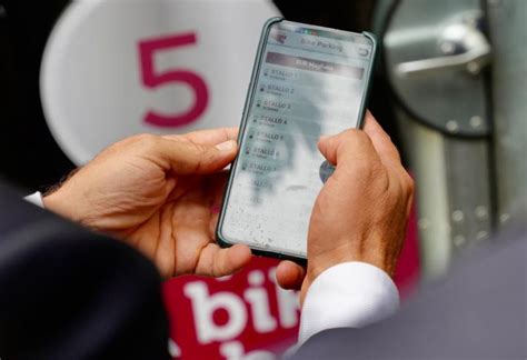 Rome Unveils Bike Locker Service At Subway Stations Wanted In Rome