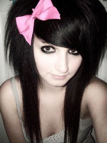 9 Best Emo Hairstyles For Long Hair Styles At Life