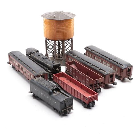 Lionel "O" Gauge Train with Accessories | EBTH