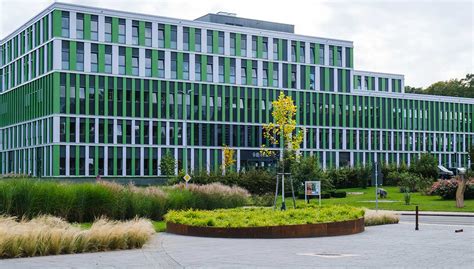 Mundnasenschutz Am Uniklinikum Homburg Weiterhin Pflicht Alle Regeln