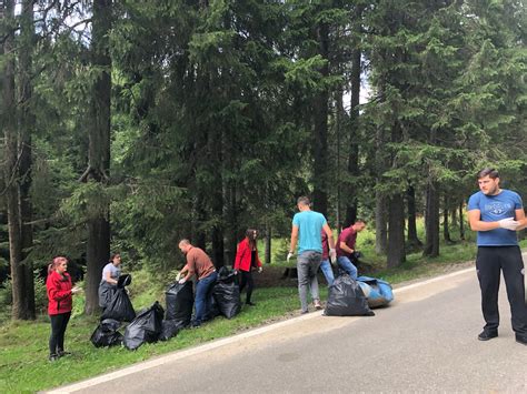 Ac Iune De Ecologizare Asociatia Turistica Pestera Padina