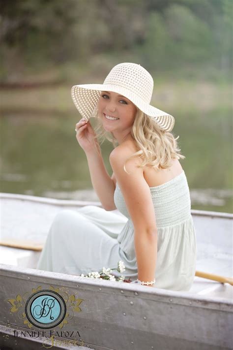 Senior Girl Hat Boat Pose Jennifer Rapoza Photography Sonora California Senior Model Photo