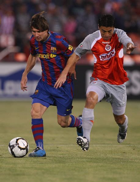 Pictures Lionel Messi Fc Barcelona V Chivas