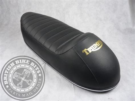 83 2039buk Dual Small Hump Racing Seat Triumph T100tr6t120t150 Bbb