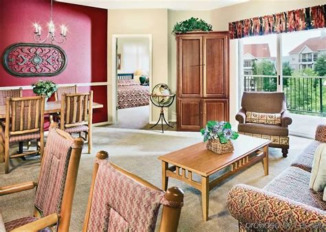 CLUB WYNDHAM BRANSON AT THE MEADOWS HOTEL • SPA SALON