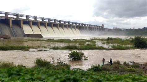 Water Level Reaches Close To The Brim At Tungabhadra Reservoir In