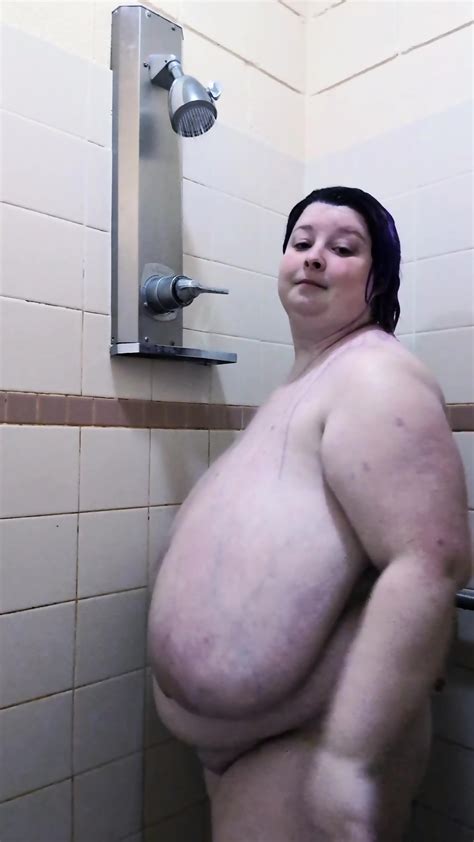 Thotterpopp Giant Tits Shower