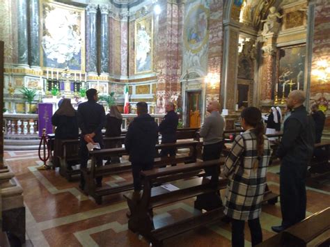 Sacre Ceneri La Celebrazione In Santa Caterina Ordinariato Militare