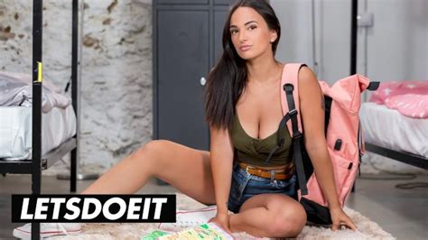 Slutty Tourist Claudia Bavel Wants Tommy S Big Fat Cock In Her Tight Pussy Horny Hostel Xxx