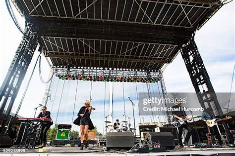 1720 The Airborne Toxic Event Photos And High Res Pictures Getty Images