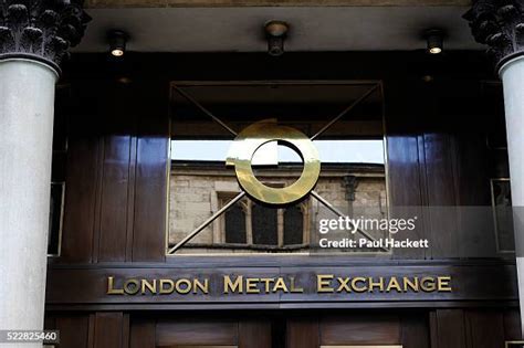 1,311 Trading At The London Metal Exchange Stock Photos, High-Res ...