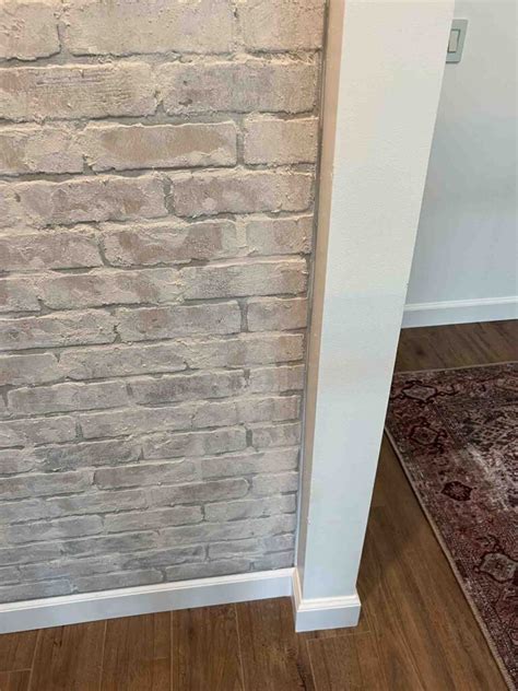 DIY Faux Brick Wall : An easy accent for your house