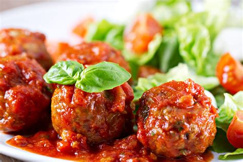 Polpette Di Melanzane Al Sugo La Ricetta Del Secondo Piatto Gustoso