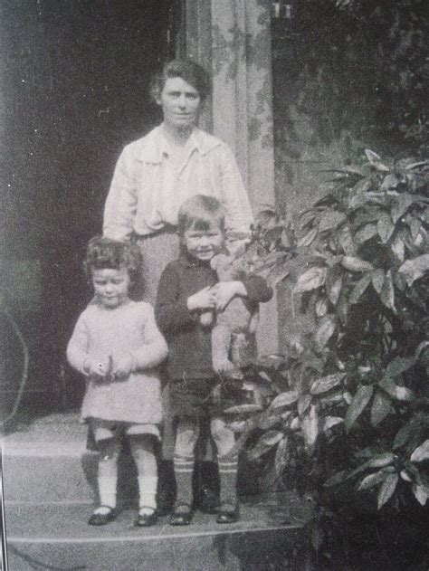 Edith Tolkien With Daughter Priscilla And Son Christopher Tolkien