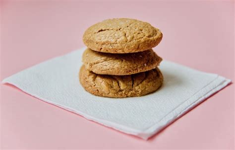The BEST gluten-Free Peanut Butter Cookie Recipe (Focus-Enhancing