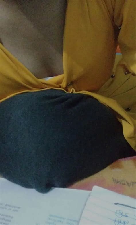 Beautiful Tits In Yellow Dress Nude Pics XHamster