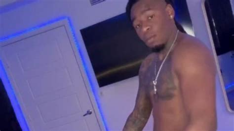 Big Ass Ebony Goes To PoundTown FreakyThots