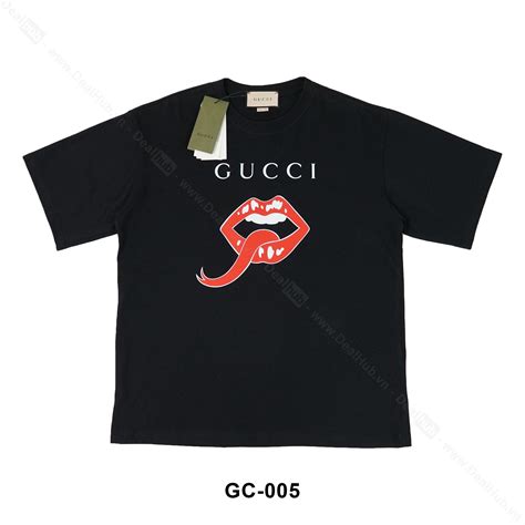 Gucci Mouth Print T Shirt Black Gc005 Deal Hub