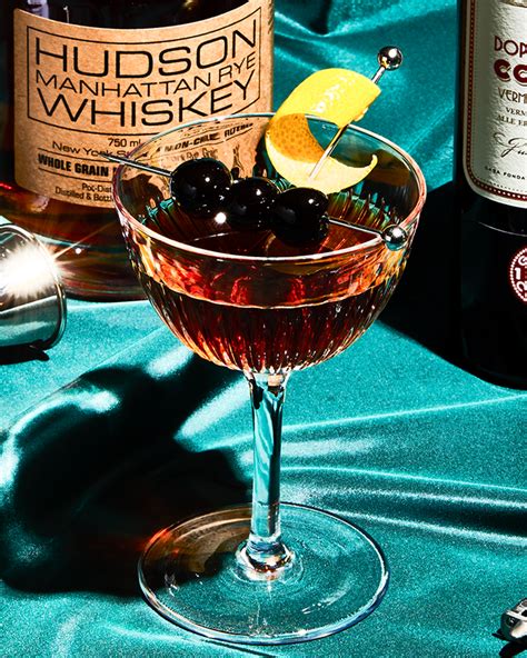 20 Best Whiskey Cocktails 2022 - Easy Whisky Drink Recipes to Make