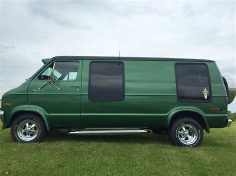 Dodge Other 1977 Green For Sale 1977 Custom Dodge Street Van Tradesman 200