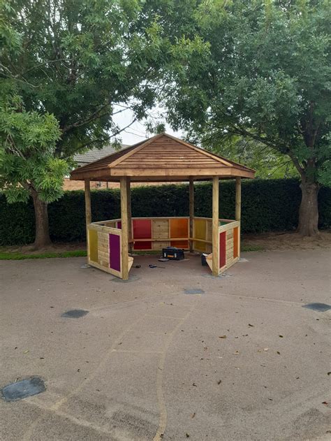 Vibrant Seating Area, Outdoor Classroom|Hertfordshire -Setter Play