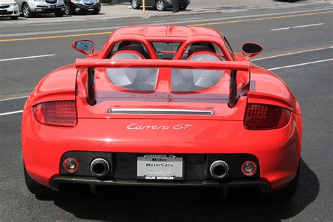 Cars and only Cars: porsche carrera gt red