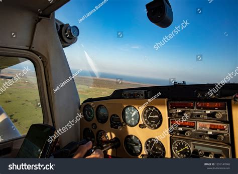 Cessna Cockpit View Dashboard Traveling Stock Photo 1291147048