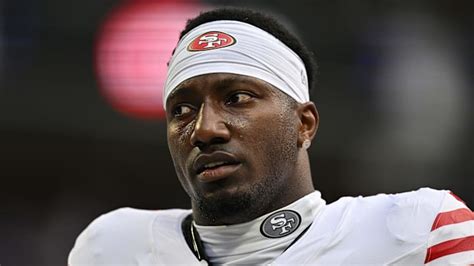 49ers Wr Deebo Samuel Is In The Hospital With Pneumonia