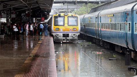 Top Dirty Railway Station In India भरत क सबस गद रलव सटशन