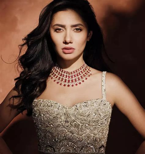 Netizens Unite In Support Of Mahira Khan After She Opens Up About Struggle With Mental Health